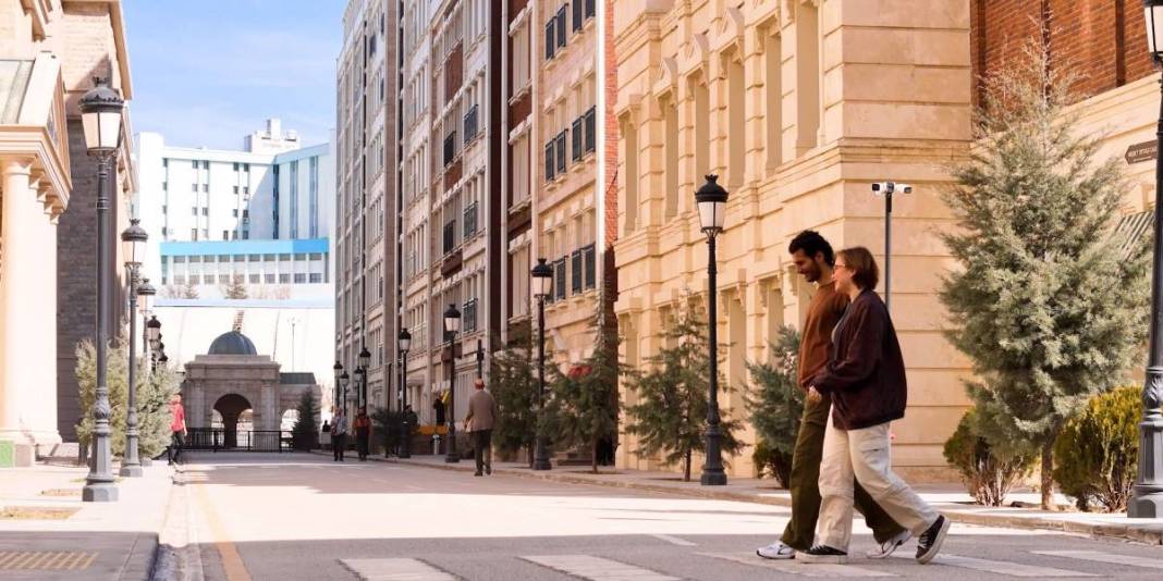 Görenler saray sanıyor ama burası üniversite! Çekim yapmak için sıraya giriyorlar: Türkiye’nin en göz alıcı kampüsü 3